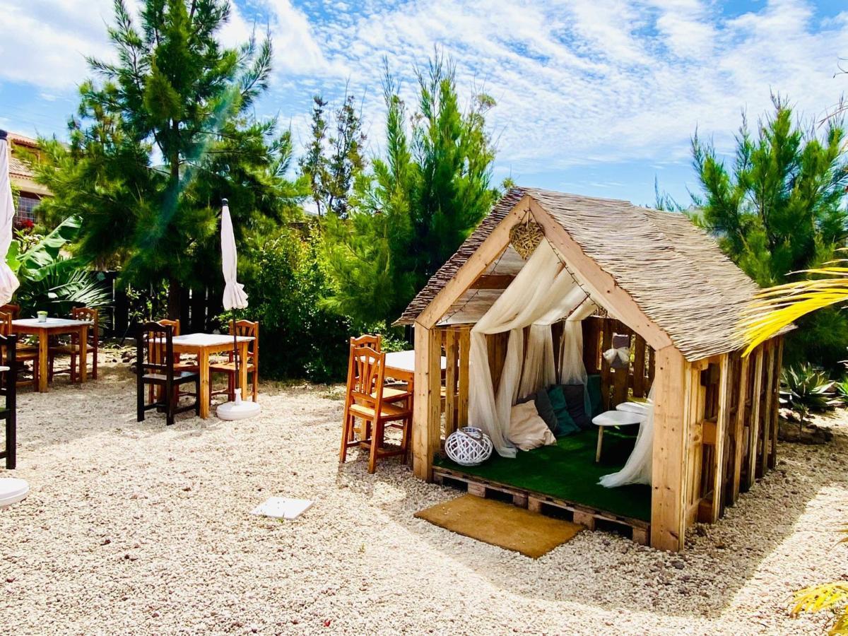 Lykke Suite Spa Sauna Piscina Y Jardin Buzanada Eksteriør bilde