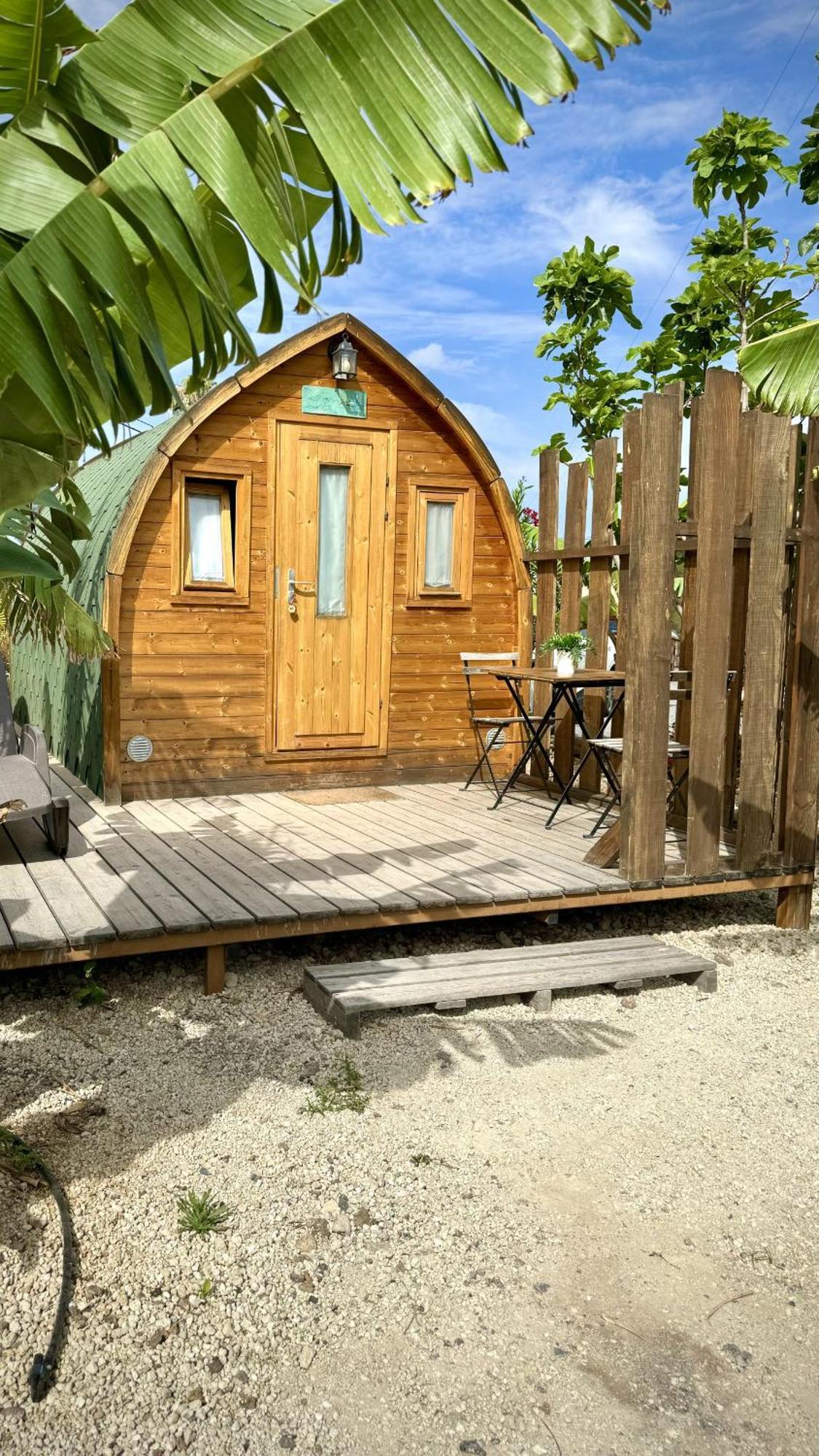 Lykke Suite Spa Sauna Piscina Y Jardin Buzanada Eksteriør bilde